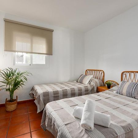 Caroline House Marbella Puerto Banus Apartment ภายนอก รูปภาพ